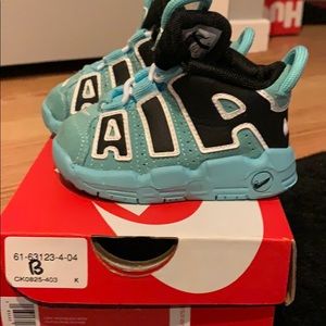 Nike toddler uptempo